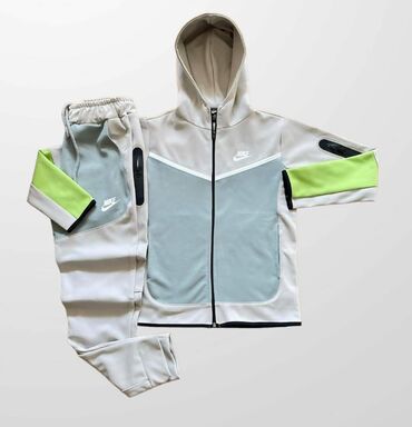 trenerke sergio tacchini: Nike, Za dečake