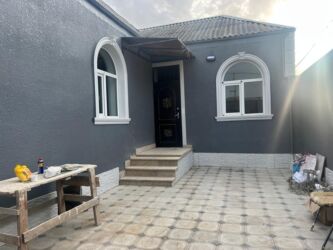 Uzunmüddətli kirayə evlər: 100 kv. m, 3 otaqlı, Kombi, Qaz, İşıq -da lalafo.az — 1 Uzunmüddətli kirayə evlər: 100 kv. m, 3 otaqlı, Kombi, Qaz, İşıq — 1