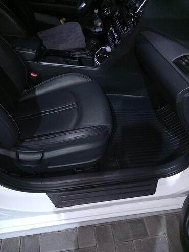 Трансфер, пассажирские перевозки: По региону, Аэропорт, По городу Такси, легковое авто | 4 мест — 10