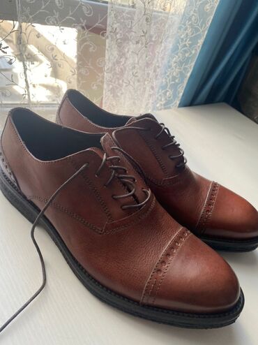 обувь для работы: Итальянские туфли, ручной работы. Покупали в Европе. Качество