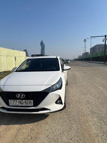 Hyundai: Hyundai Accent: 1.6 l | 2021 il Sedan — 7