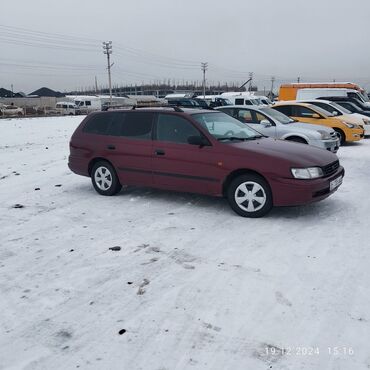 Toyota: Toyota Carina: 1994 г., 1.6 л, Механика, Бензин, Универсал