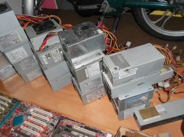 Izvori napajanja: Napajanje Za Racunar Ispravno Pogledajte i ostale moje oglase, a za — 9