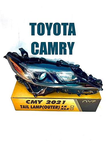 124 2 2: Передняя левая фара Toyota 2021 г., Б/у, Аналог, США — 1