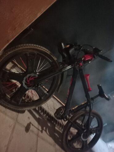 velesibetlər: İşlənmiş Şəhər velosipedi Strim, 26", sürətlərin sayı: 7, Ünvandan götürmə, Ödənişli çatdırılma