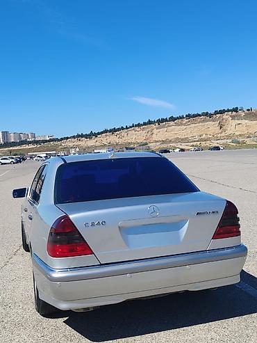 mersedes g 63: Mercedes-Benz C240 sedan - Kuzov: 4 qapılı sedan, gümüşü rəng - — 1