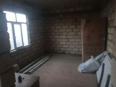 Bağ evlərinin satışı: Satılır: həyət evi (Ünvan)Bərdə Rayon Lək Kənd bələdiyə ilə üzbəüz 2 — 4