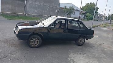 avto satış saytları: LADA Samara (VAZ 21099) – sedan, qara rəng. Xüsusiyyətlər: - Kuzov: 4 — 1