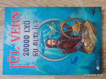 Jül Vernin "20000 Lyö Su Altı İlə" romanı, dörd bir tərəfi okeanla