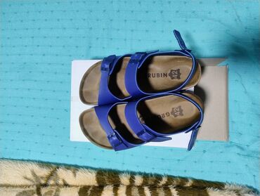 grubin gumene: Sandals, Grubin, 42