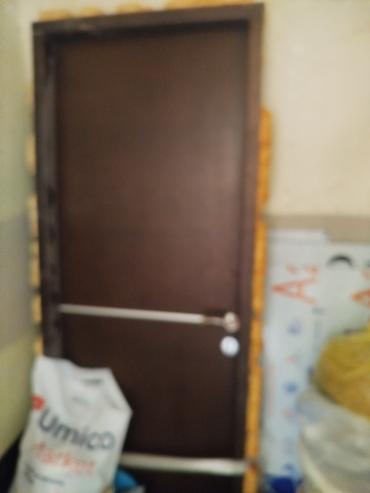 Qapılar və aksessuarlar: 7 qapı hamısı bir yerdə 250 AZN zamoklari var cərcivələri var — 3