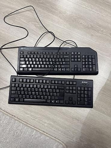 Klaviatura ikiside islek veziyettdedir
ikisi biryerde 15azn