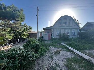 Продажа коттеджей и домов: Продается Дом!!! Иссык-куль г. Балыкчы 5 соток Большой дом,есть — 1