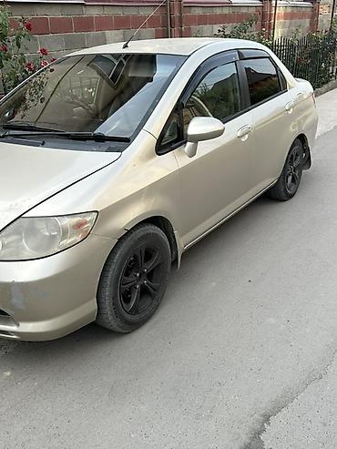 sonata d8: Honda Fit Aria: 2003 г., 1.5 л, Автомат, Бензин, Седан — 5