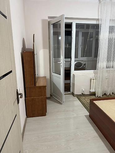 продаю квартиру 2х комнатную: 2 комнаты, Собственник, Без животных, от 6 месяцев, С мебелью полностью — 2