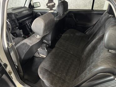 Volkswagen: Volkswagen Golf: 1993 г., 1.6 л, Механика, Бензин, Хэтчбэк — 8