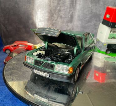 Avtomobil modelləri: Mercedes, 1982 il, 1:18, Dəmir, Ödənişli çatdırılma — 24