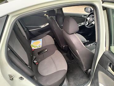 bmw e60 m: Hyundai Accent: 1.6 l | 2011 il Sedan — 8