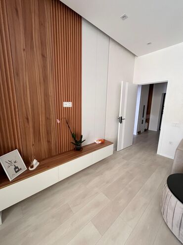 Uzunmüddətli kirayə mənzillər: Müasir dizaynda tam mebel və texnika ilə təchiz olunmuş 2 otaqlı — 11