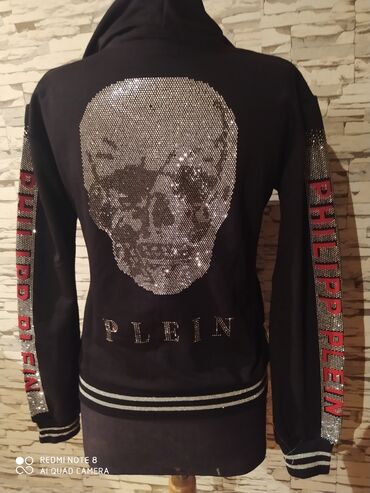 Ev geyimləri, pijamalar: Kostyum original Philip plein brendidir,Italiyadan almisham,tezedir — 29