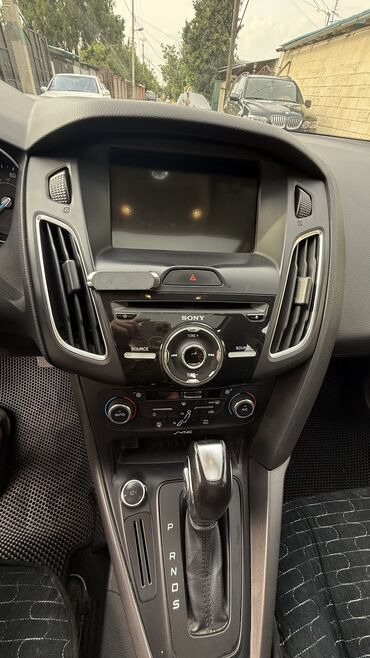 Ford: Ford Focus: 2016 г., 2 л, Робот, Бензин, Седан — 18