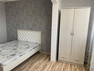 квартиру в кок жаре: 3 комнаты, 82 м², 106 серия улучшенная, 3 этаж, Евроремонт