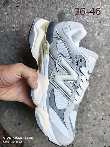 Patike: New balance
A KLASA
Cena 4000din
Brojevi od 36 do 46 — 9