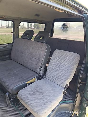 на гелентваген: Mitsubishi Delica: 1998 г., 2.5 л, Автомат, Дизель, Минивэн — 10