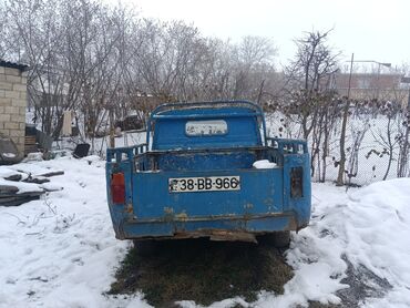 Yük maşınları: Məhsul: Köhnə tip kiçik yük pikapı (mavi rəng) 𝖙ə𝖈𝖎𝖑𝖎 𝖘𝖆𝖙ı𝖑ı𝖗 Təsvir — 4