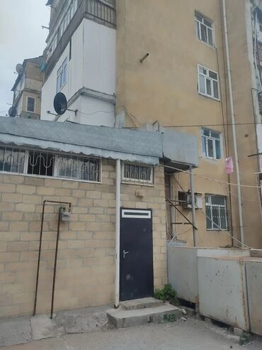 masazır qurtuluş 93 ev satılır: Şamaxı, 3 otaqlı, Köhnə tikili, 60 kv. m