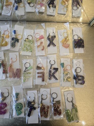 Breloklar: Epoksid qətranından hazırlanmış əl işi aksesuarlar - Şəffaf və rəngli — 5