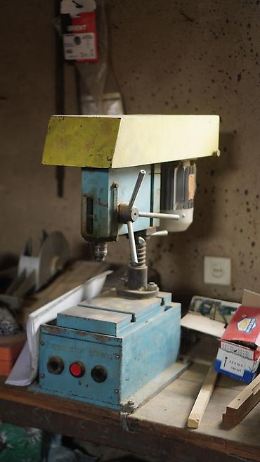 Другое оборудование для бизнеса: Продаю станки, инструменты, оборудование Сверлильные станки Тиски — 1