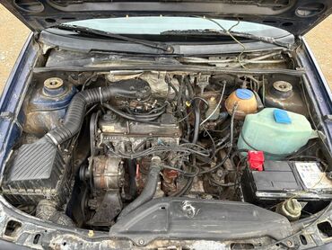 Volkswagen: Volkswagen Passat Variant: 1991 г., 1.8 л, Механика, Бензин, Универсал — 10