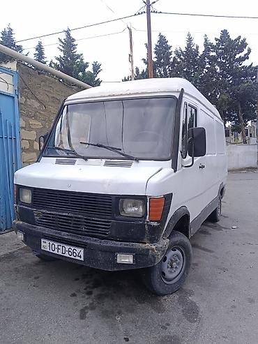 4 bolt diski: Yükdaşıma üçün praktik və geniş həcmli ağ yük mikroavtobusu — 1