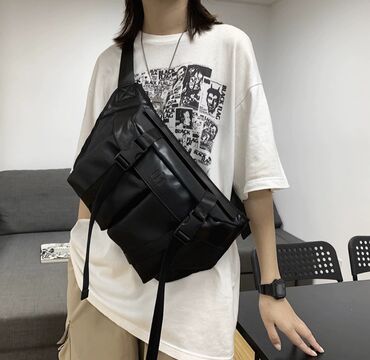 Барсетки: ПРОДАЮ НОВУЮ,КАЧЕСТВЕННУЮ И ОЧЕНЬ СТИЛЬНУЮ СУМКУ/БАРСЕТКУ.НЕ at lalafo.kg — 2 Барсетки: ПРОДАЮ НОВУЮ,КАЧЕСТВЕННУЮ И ОЧЕНЬ СТИЛЬНУЮ СУМКУ/БАРСЕТКУ.НЕ — 2