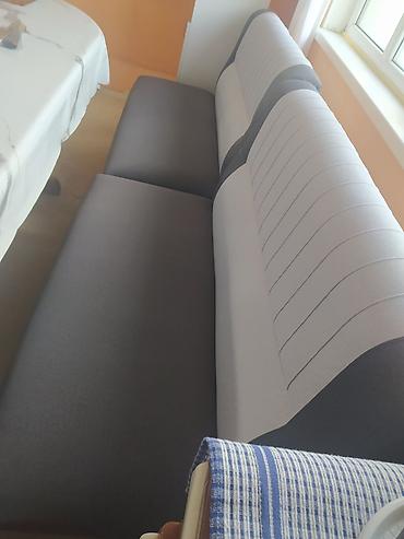 Спальные гарнитуры: Спальный гарнитур в классическом стиле, цвет светлый/медовый дуб — 13