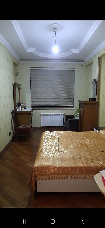 uşaq mətbəxi: Klassik üslubda qonaq otağı dəsti - 1 ədəd geniş divan (açıq krem — 5