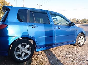 багажние: Mazda Demio: 2003 г., 1.5 л, Автомат, Газ, Хэтчбэк — 3