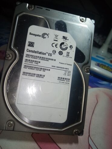диски пс3: Продам HDD диск на 2 терабайта в подарок отдам провод sata