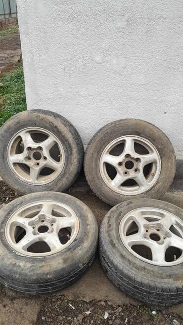 диски на виш: Дөңгөлөктөр монтажда 185 / 70 / R 14, Winter stud, Комплект, Куйма, тешиктери - 4