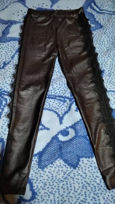 ženske pantalone sa džepovima: Na prodaju nove helanke sa čipkom sa strane, M veličina