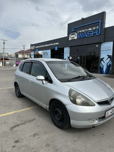 Honda: Honda Fit: 2003 г., 1.3 л, Вариатор, Бензин, Хэтчбэк