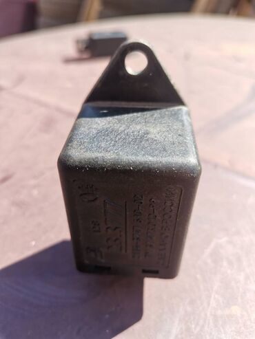 Auto delovi: Relej maglenki Lada 21213,21214 Niva, Lada 112 br.2. Polovnano — 7