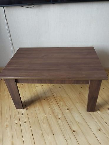 İşlənmiş, Kvadrat masa
