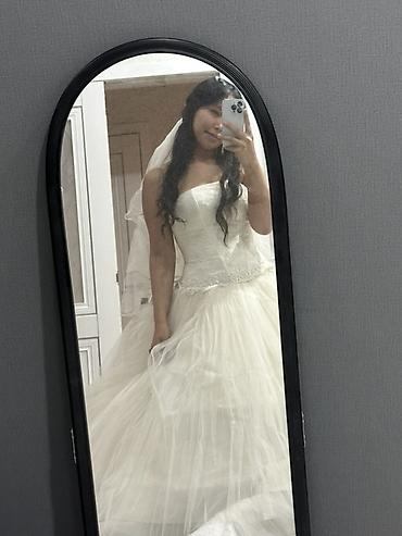 самые пышные свадебные платья: Свадебное платье пышного силуэта (ball gown) - Цвет: молочно‑белый. - — 1