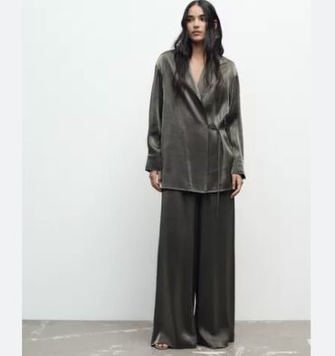 Zara kostyum, L-XL ölçü