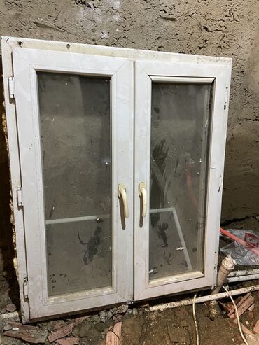 Москитные сетки: PVC pəncərə dəsti - Material: Ağ rəngli PVC profil - İkili açılan
