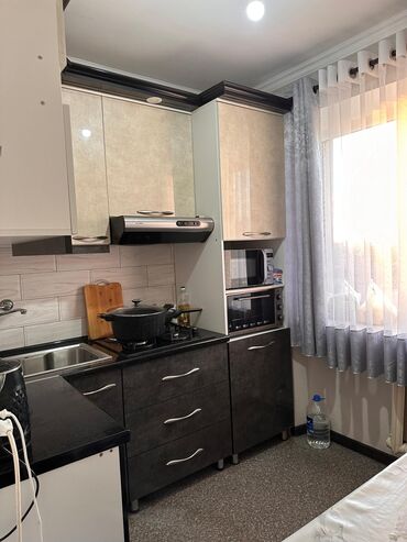 1 комнатная квартира без ремонта: 2 комнаты, 44 м², 4 этаж, Косметический ремонт