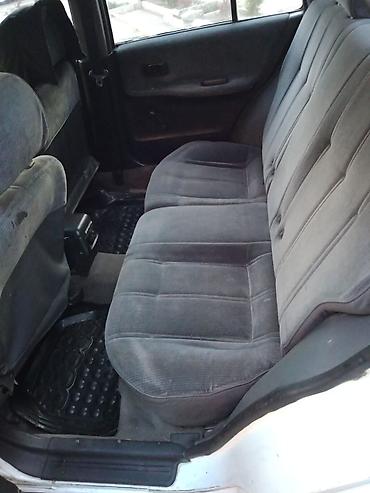 сания: Nissan Sunny: 1991 г., 1.6 л, Механика, Бензин, Седан — 5