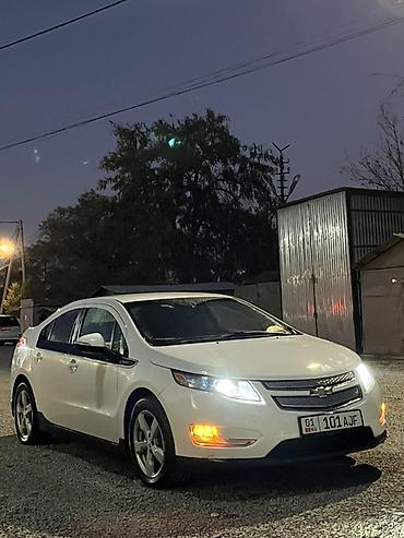 chevrolet la: Chevrolet Volt: 2013 г., 1.4 л, Гибрид, Хэтчбэк — 5